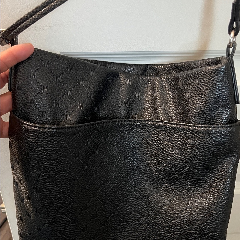 Steve Madden Black Crossbody Bag with Metal Nameplate - Picture 6 of 8